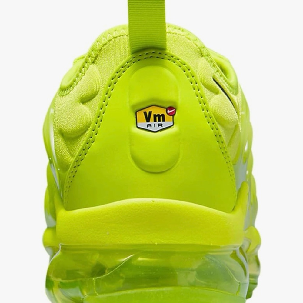 Nike Air VaporMax Plus Lime Green Shoes - Picture 9 of 16